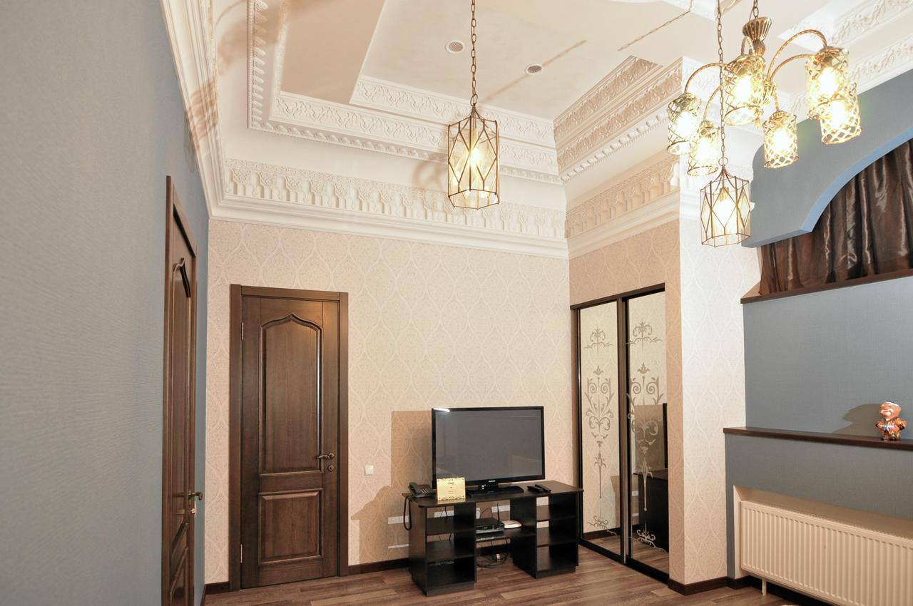 Мини-Отель "Навруз" Kharkov Ngoại thất bức ảnh